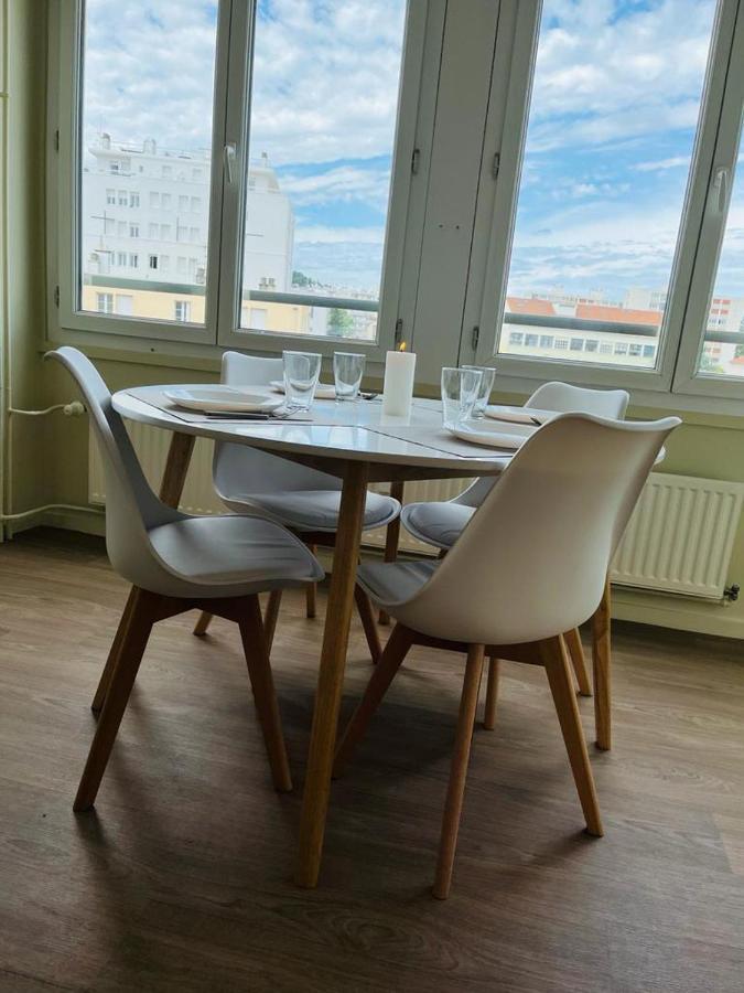 Espace 500 - Cosy, Wifi & Vue Sur La Ville Saint-Etienne  Exteriör bild