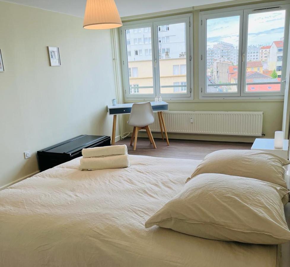 Espace 500 - Cosy, Wifi & Vue Sur La Ville Saint-Etienne  Exteriör bild