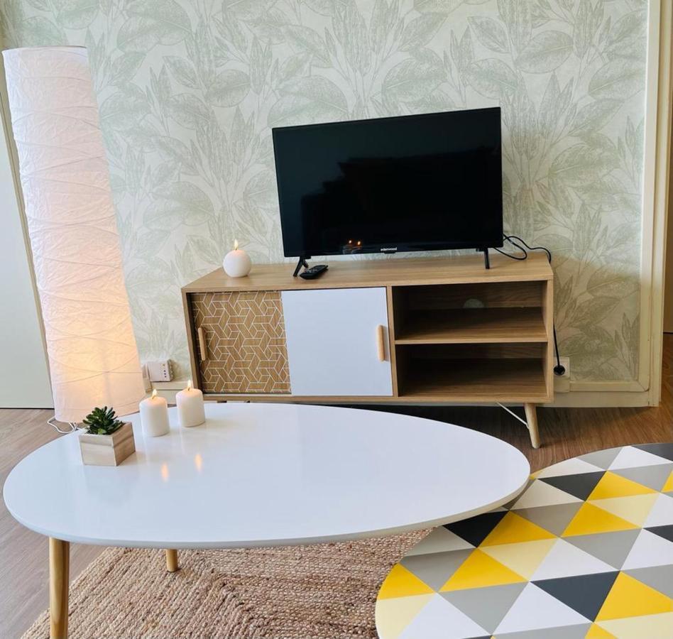 Espace 500 - Cosy, Wifi & Vue Sur La Ville Saint-Etienne  Exteriör bild