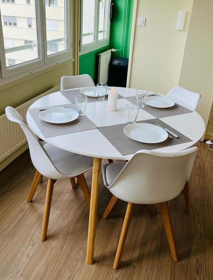 Espace 500 - Cosy, Wifi & Vue Sur La Ville Saint-Etienne  Exteriör bild