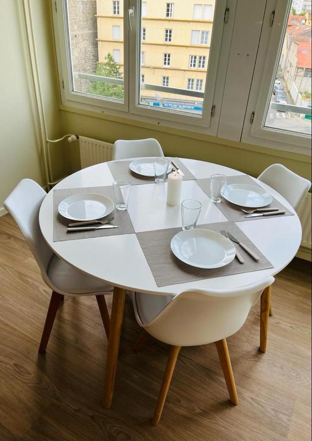 Espace 500 - Cosy, Wifi & Vue Sur La Ville Saint-Etienne  Exteriör bild